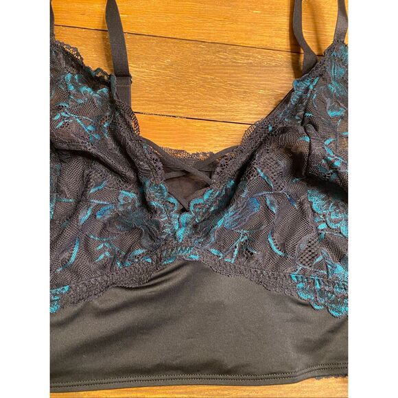 Torrid size 6 NWT Unlined Cross Dye Lace Longline Bralette black blue sexy plus - Picture 4 of 7